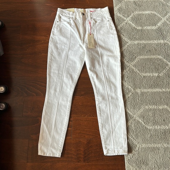 Alice + Olivia Denim - Alice and Olivia white crop jeans